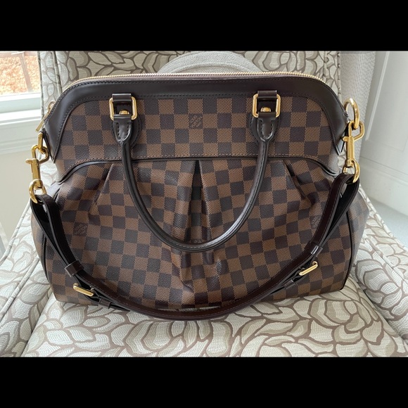 Louis Vuitton Handbags - Louis Vuitton Trevi GM Damier